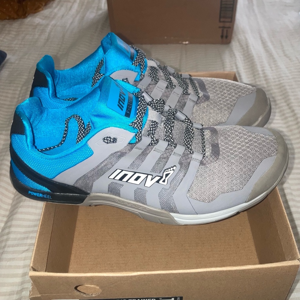 Inov-8 F-Lite 235 v2 mens size 9.5 Gray and Blue